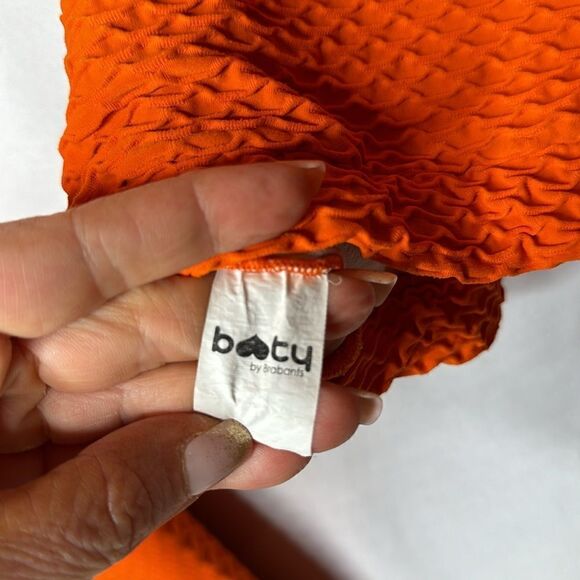 Booty By Brabants Croco Skin Orange Cropped Leggings and Sports Bra Set. One Sz. - Picture 8 of 11